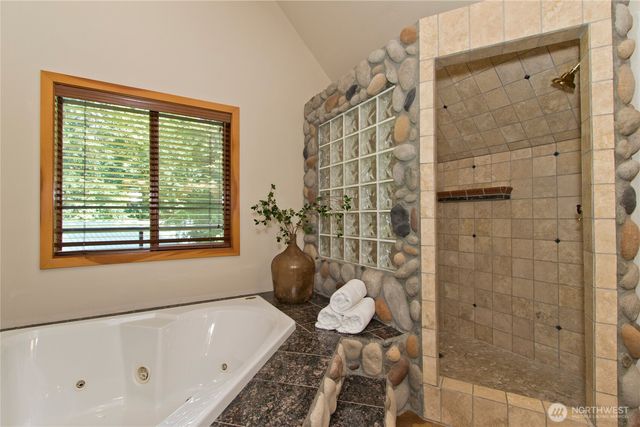 35800 249th Avenue SE, Enumclaw, WA 98022