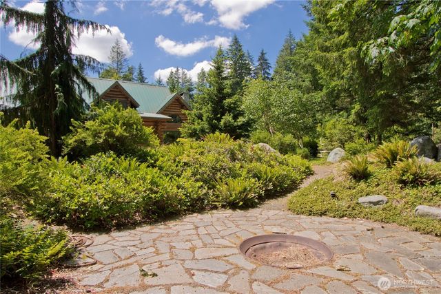 35800 249th Avenue SE, Enumclaw, WA 98022