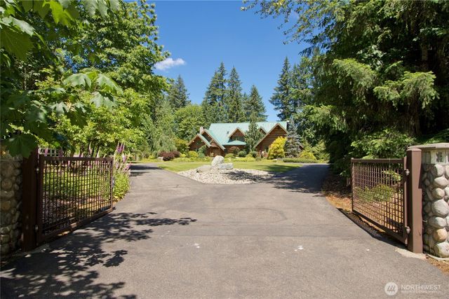 35800 249th Avenue SE, Enumclaw, WA 98022