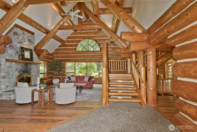 35800 249th Avenue SE, Enumclaw, WA 98022