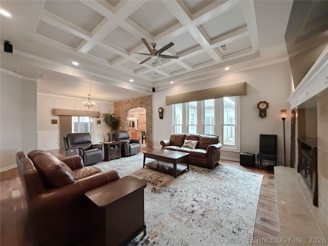 7903 E Galveston Place, Broken Arrow, OK 74014