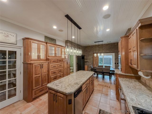 7903 E Galveston Place, Broken Arrow, OK 74014