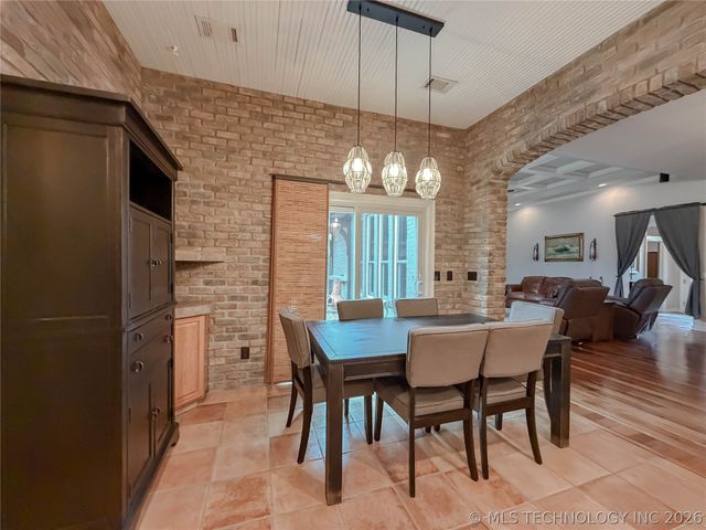 7903 E Galveston Place, Broken Arrow, OK 74014