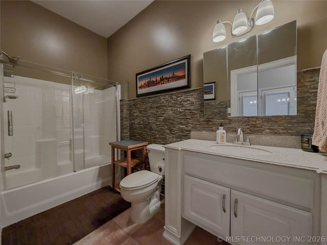 7903 E Galveston Place, Broken Arrow, OK 74014