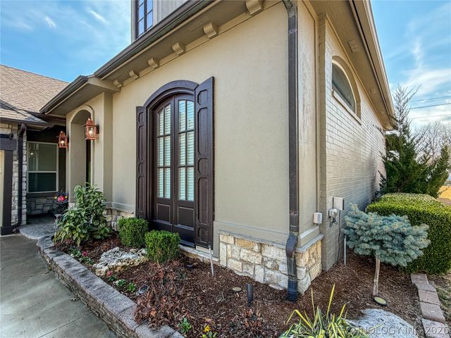 7903 E Galveston Place, Broken Arrow, OK 74014