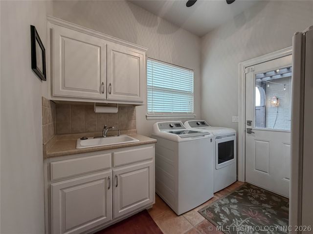 7903 E Galveston Place, Broken Arrow, OK 74014