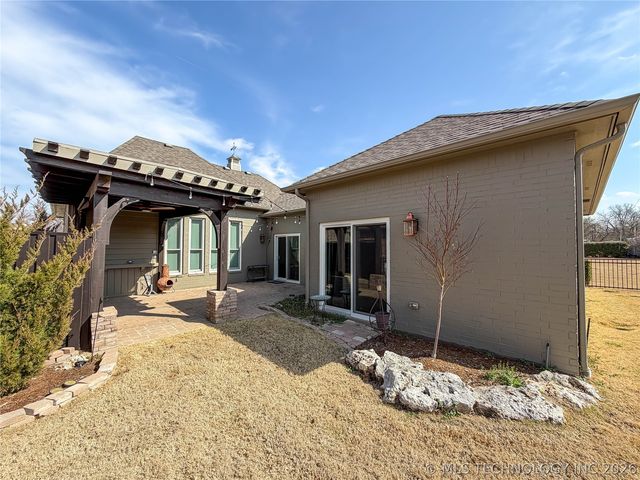 7903 E Galveston Place, Broken Arrow, OK 74014