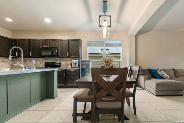 4918 Ballot Park, San Antonio, TX 78244