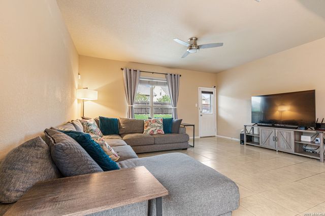 4918 Ballot Park, San Antonio, TX 78244