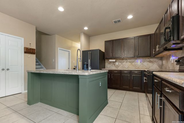 4918 Ballot Park, San Antonio, TX 78244