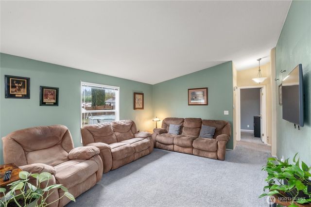 1614 W Martin Street, Elma, WA 98541