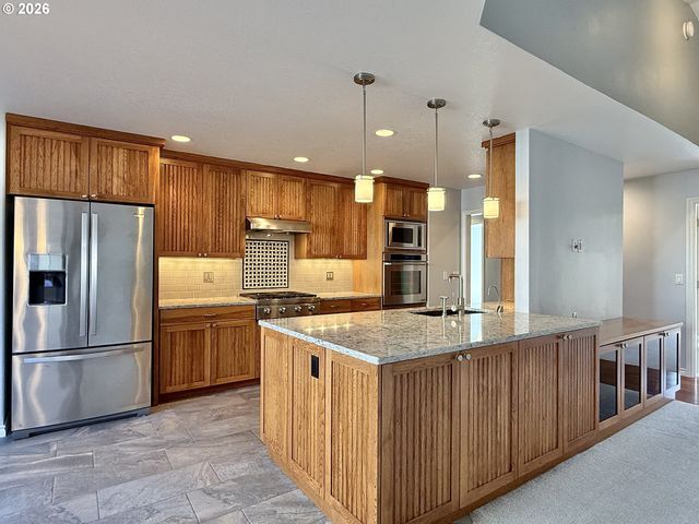 4115 Nw DAHLIA Dr, Camas, WA 98607