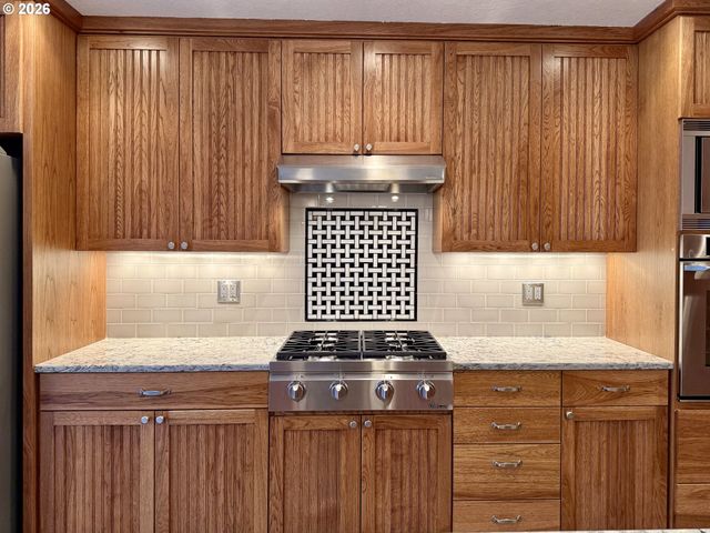 4115 Nw DAHLIA Dr, Camas, WA 98607