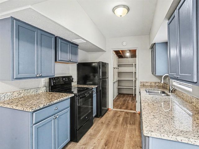 5216 VAN AKEN DRIVE, Orlando, FL 32808