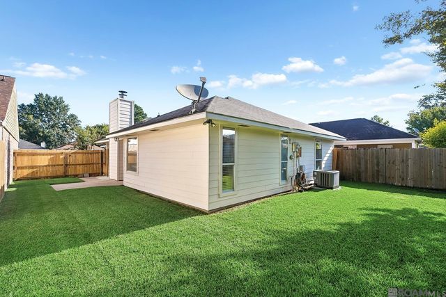 2132 S Flannery Rd, Baton Rouge, LA 70816