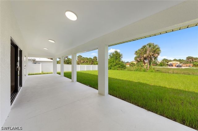 6151 Hershey AVE, Fort Myers, FL 33905
