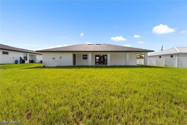 6151 Hershey AVE, Fort Myers, FL 33905
