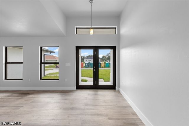 6151 Hershey AVE, Fort Myers, FL 33905