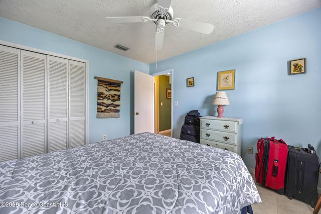 1468 Glencove Avenue NW, Palm Bay, FL 32907