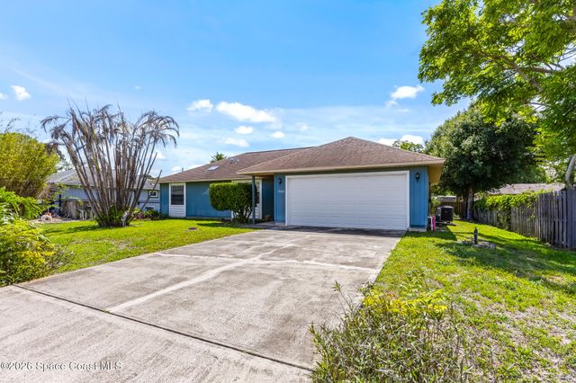 1468 Glencove Avenue NW, Palm Bay, FL 32907