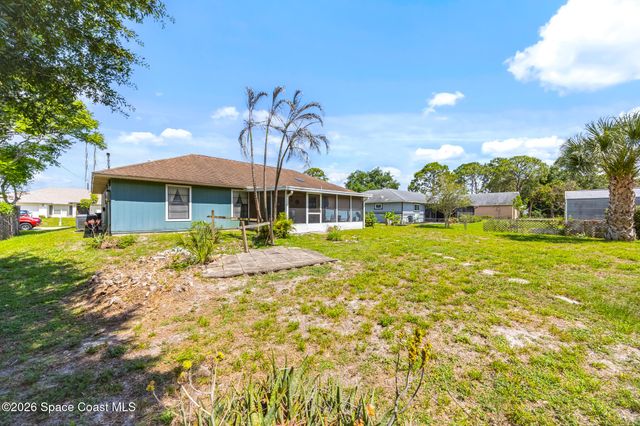 1468 Glencove Avenue NW, Palm Bay, FL 32907