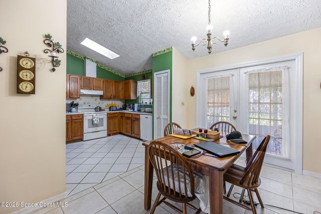 1468 Glencove Avenue NW, Palm Bay, FL 32907