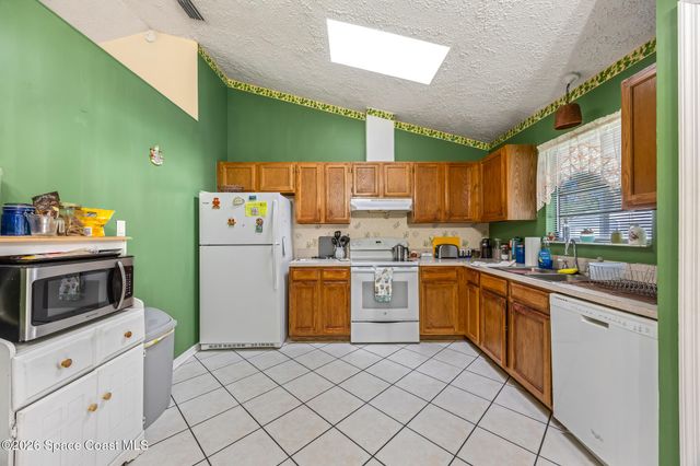 1468 Glencove Avenue NW, Palm Bay, FL 32907