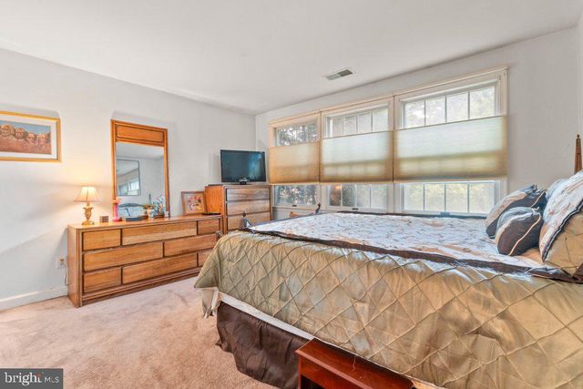 9713 SLALOM RUN DR, Woodstock, MD 21163