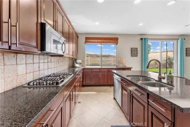 38150 Spring Canyon, Murrieta, CA 92563