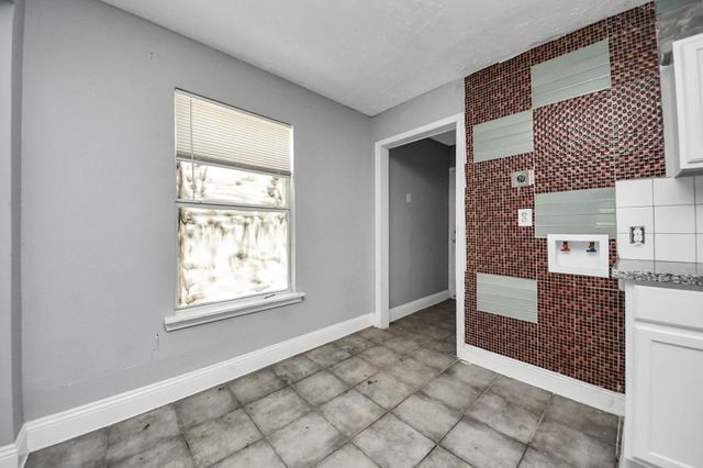 7351 Guadalcanal Road, Houston, TX 77033