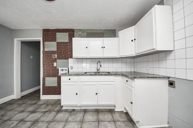 7351 Guadalcanal Road, Houston, TX 77033