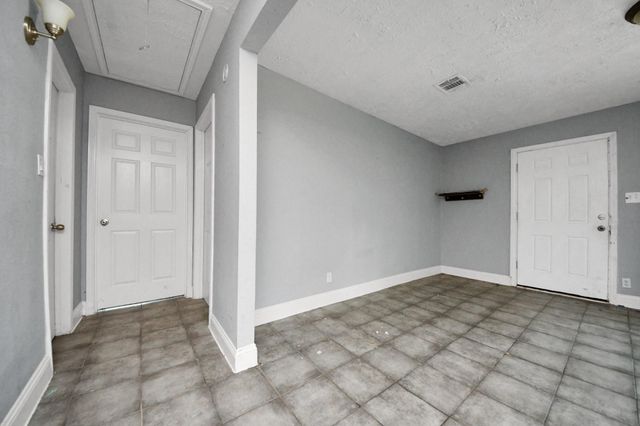 7351 Guadalcanal Road, Houston, TX 77033