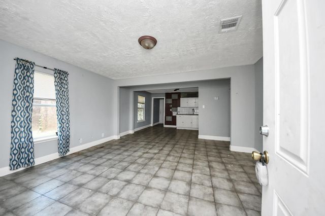 7351 Guadalcanal Road, Houston, TX 77033