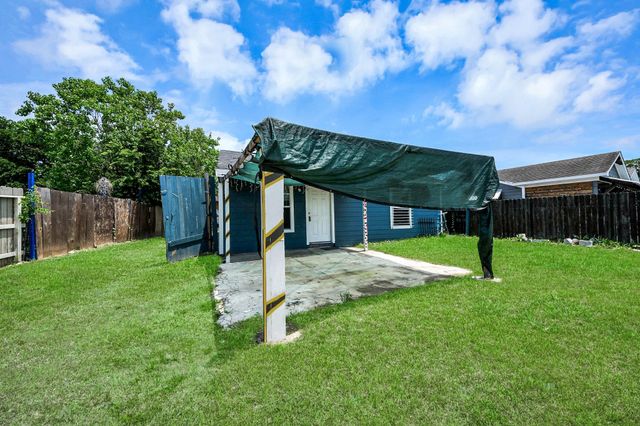 7351 Guadalcanal Road, Houston, TX 77033