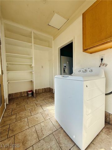 45 Sunshine Street, Ruth, NV 89319