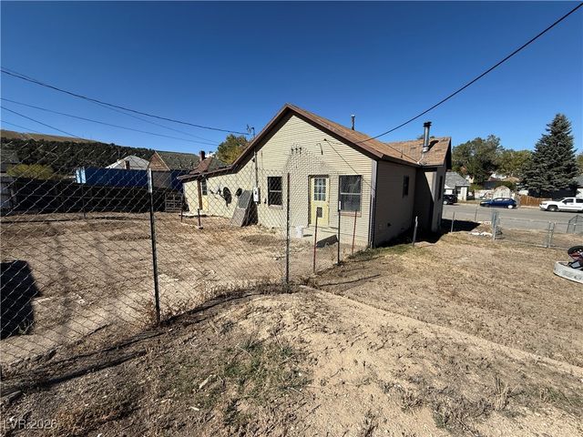 45 Sunshine Street, Ruth, NV 89319