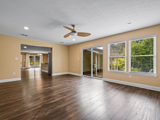 2008 TED HINES Drive, Tallahassee, FL 32308
