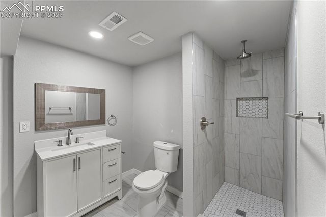 810 S Circle Drive, Colorado Springs, CO 80910