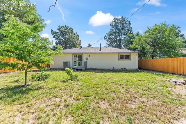 810 S Circle Drive, Colorado Springs, CO 80910