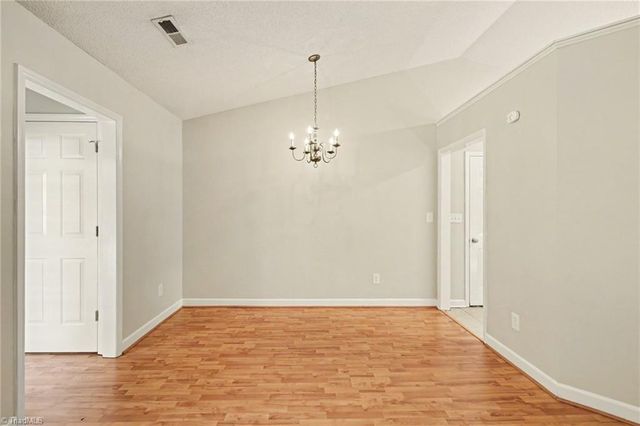 1622 Hawkcrest Lane, Winston-salem, NC 27127