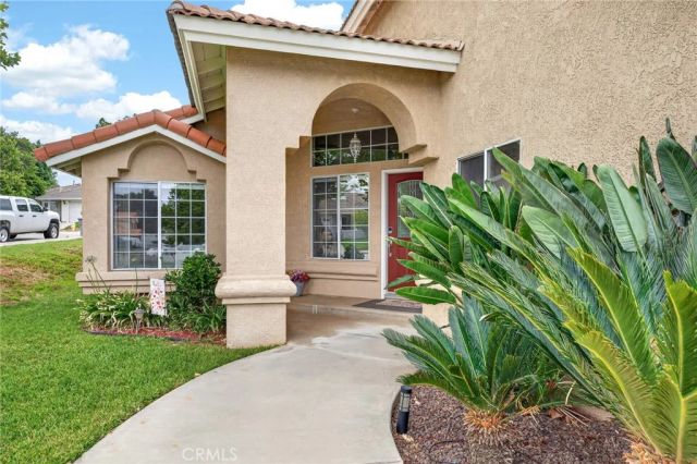 1075 Hillcrest Court, Calimesa, CA 92320
