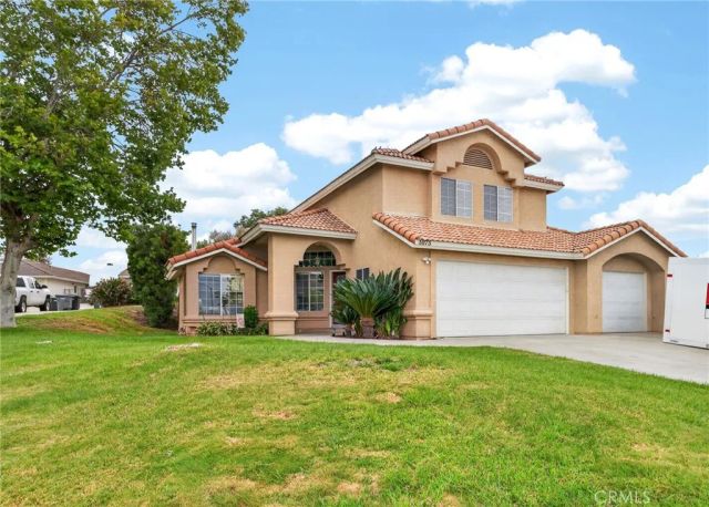 1075 Hillcrest Court, Calimesa, CA 92320