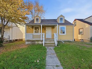1079 E 20th Avenue, Columbus, OH 43211