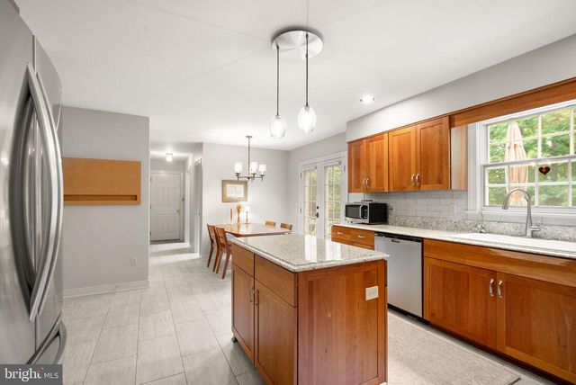 4554 CANTER LN, Warrenton, VA 20187
