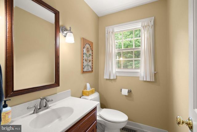 4554 CANTER LN, Warrenton, VA 20187