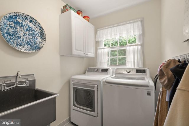 4554 CANTER LN, Warrenton, VA 20187