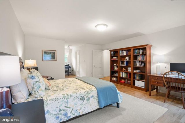 4554 CANTER LN, Warrenton, VA 20187