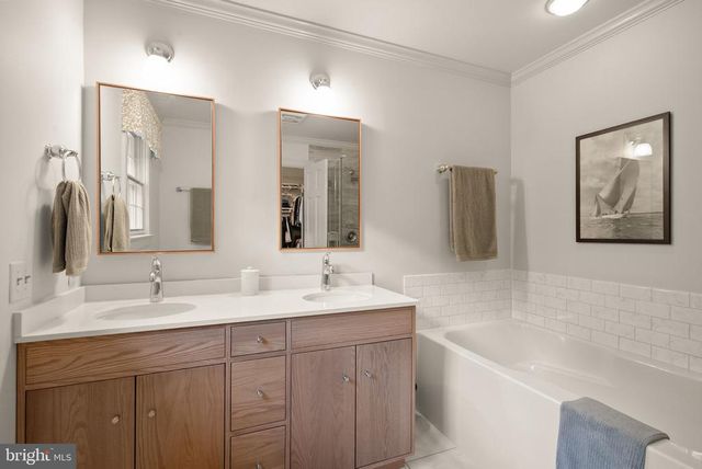 4554 CANTER LN, Warrenton, VA 20187