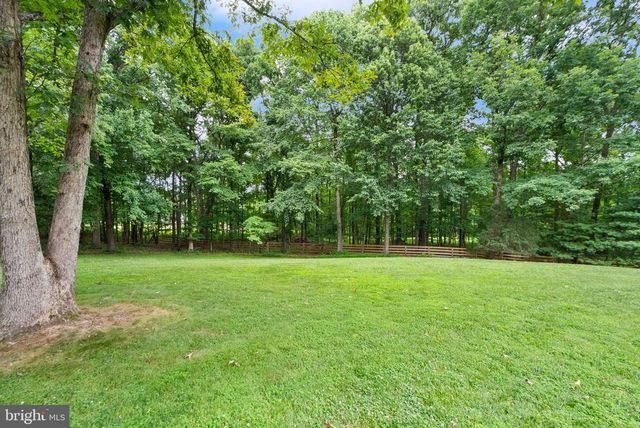 4554 CANTER LN, Warrenton, VA 20187