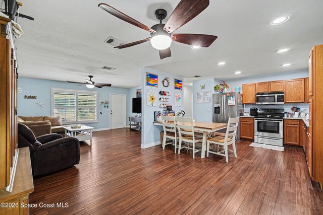 1313 Cromey Road NE, Palm Bay, FL 32905